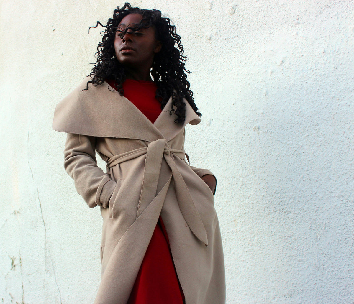 Les 10 essentiels d’une garde-robe parisienne