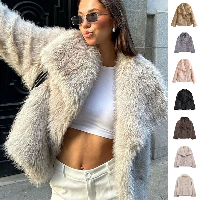 Veste courte en peluche à revers