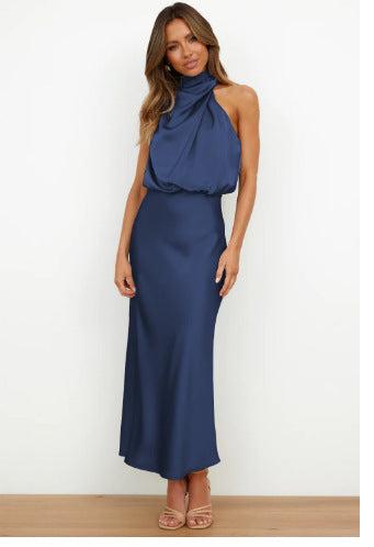 Robe midi en satin sans manches – vue 9