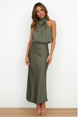 Robe midi en satin sans manches – vue 10